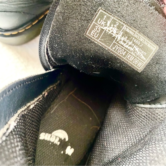 Dr. Martens Juniors Softy T Leather Boots Kids Size US2 UK1 EU33 - Picture 8 of 16